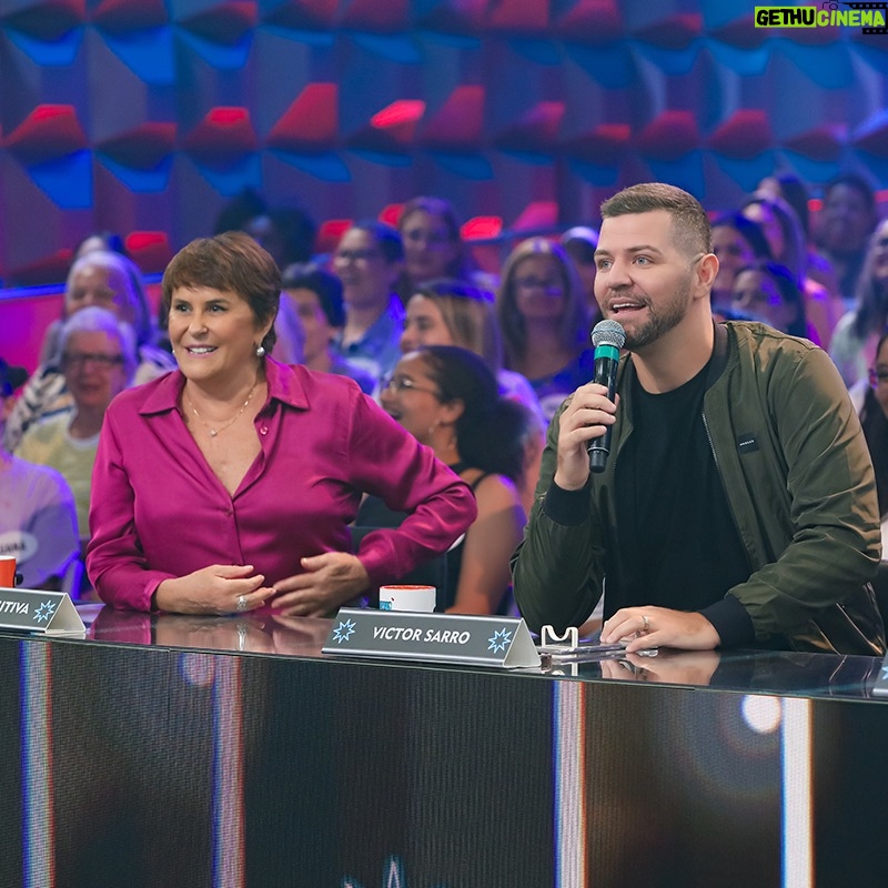 Márcia Fernandes Instagram - Foi aqui que pediram mais participação sensitiva no @pgmsilviosantos? 😍 Prepara a pipoquinha e anota aí pra não esquecer: estarei lá com a @patriciaabravanel e uma galera que é MIL! 👉 Hoje (17/03) a partir das 20h, no @sbt. 📷 Fotos: @gabrielcardosofoto