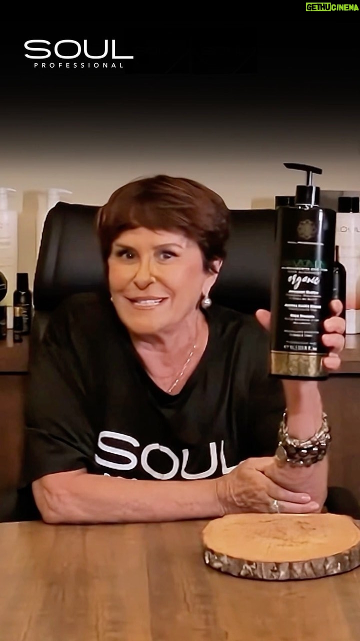 Márcia Fernandes Instagram - Nem precisa ser sensitiva como eu pra saber: Amazon Liss Organic já é sucesso e esse eu garanto pra vocês que é MIL! 😍 Corre pra saber mais no perfil: @soulprofessionals #reels #marciasensitiva #sensemarcia #conselhos