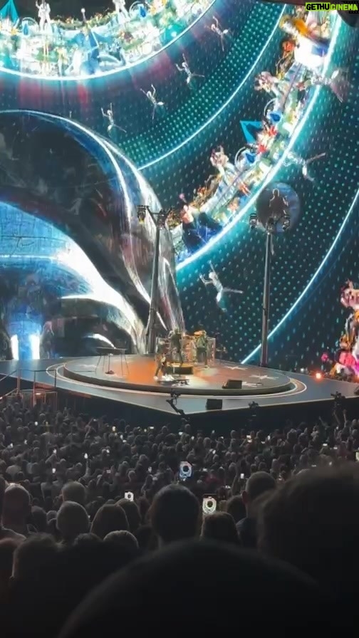 Márcio Garcia Instagram - U2!!! Sphere!!! Las Vegas!!!!