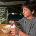 Márcio Garcia Instagram - Como você define o amor que você sente pelo(s) seu(s) filho(s) ? O meu eu defino com três “is”; Inominável, infinito e incalculável !! @pedrosrgarcia @ninasrgarcia @pipo.garcia_ e João, vocês são a minha razão de viver… #amoreterno
