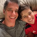 Márcio Garcia Instagram - Hoje a tarde foi e a noite será toda dele!! . Aproveitamos que a mamãe @andreasantarosagarcia foi instalar a nossa @ninasrgarcia nos US e nos esbaldamos! . E ainda vamos dormir agarradinhos… obaaa… Tem amor maior nesse mundo? Te amo infinito, Joäo !!!! . Deixe um comentário quem também tira um dia só pra um filho… . A última foto é irresistível!! Obrigado meu Deus por tantas bençãos 🙏🏼❤️