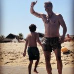 Márcio Garcia Instagram - Dia alegre em St. Tropez, família toda reunida, momentos especiais . #familiagarcia Saint-Tropez, France
