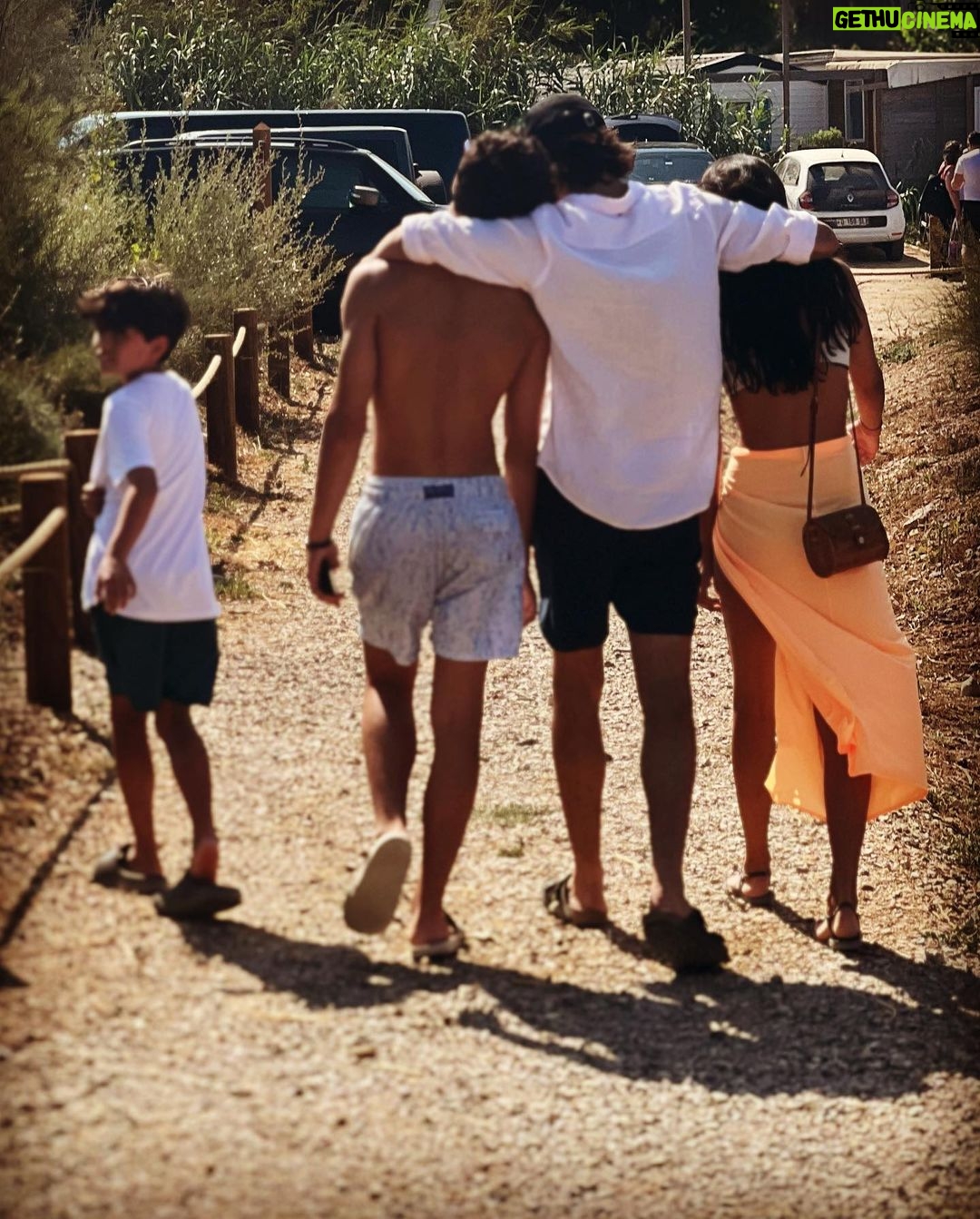Márcio Garcia Instagram - Dia alegre em St. Tropez, família toda reunida, momentos especiais . #familiagarcia Saint-Tropez, France