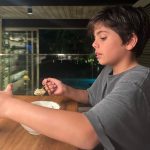 Márcio Garcia Instagram - Como você define o amor que você sente pelo(s) seu(s) filho(s) ? O meu eu defino com três “is”; Inominável, infinito e incalculável !! @pedrosrgarcia @ninasrgarcia @pipo.garcia_ e João, vocês são a minha razão de viver… #amoreterno