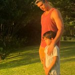 Márcio Garcia Instagram - Um tbt com atraso pra lembrar o quanto o tempo é precioso… aproveite o que realmente importa, agradeça pela sua saúde e da sua família, e por mais um por do sol, diariamente! A manutenção da gratidão te faz enxergar aonde você deve investir mais do seu tão preciso tempo. Afinal, o que temos além dele? Que Deus abençoe a você, aos seus e aos nossos🙏🏼 Joá, Rio De Janeiro, Brazil