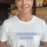 Márcio Garcia Instagram - Dicas 3 - Se você já está com o seu plano de negócio pronto e já disponibiliza o capital que você precisa pro seu negócio tracionar é hora de começar a definir quem vai estar ao seu lado. . Só esteja pronto pra gastar o mínimo possível na sua vida pessoal. É hora de focar no seu negócio! . 9- TER OU NÃO UM SÓCIO - Hoje já é possível abrir uma empresa sem sócios portanto avalie bem se vale a pena ter um. . 10- PARCEIROS E COLABORADORES - Só tenha no seu time pessoas qualificadas e que tenham comprometimento em ajudar a fazer o negócio crescer. . 11- DINHEIRO NO CAIXA - O início de qualquer negócio requer sacrifício! Mesmo que o dinheiro esteja entrando, mantenha-o no caixa pros imprevistos que deverão surgir!