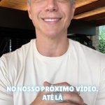 Márcio Garcia Instagram - Dica 1 - Se quiser ser o seu próprio chefe, não invista um real até estar seguro sobre a sua decisão! . Se após se aprofundar vc perceber que o cenário não é favorável nem comece. Parta pra outra ideia! Se você já teve uma que achou genial, mas na prática não era tudo isso, você pode achar outra! . Os quatro pés que você precisa encontrar pra sua mesa parar de pé são; . 1- IDEIA - Identifique sua paixão ou a área de interesse. . 2- REALIDADE- Faça uma pesquisa de mercado detalhada para saber se a área que vc quer atuar tem chance real de prosperar. No mundo dos negócios a paixão jamais pode prevalecer sobre a razão! . 3- VIABILIDADE- Identifique e compreenda, o máximo possível o seu público-alvo. . 4 - RISCOS E POSSIBILIDADES - Pesquise profundamente a sua concorrência! Conheça os que ascenderam e os que ficaram pelo caminho.