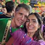 Márcio Garcia Instagram - Alguns amigos me perguntam porque eu ando sumido da praia, ou porque eu vou menos a academia.. e a resposta sai de bate pronto; “ muito filho! “ Desde que me tornei pai comecei a enxergar o tempo e suas prioridades de outra forma. É meio inexplicável mas; ser pai ou mãe é se tornar coadjuvante da própria vida. Esta frase, que eu repito com frequência, já resume bem, não é verdade? Acho que meu casamento deu tão certo porque a minha esposa, a Dra @andreasantarosagarcia pensa exatamente como eu. Obrigado, amor e obrigado, meu Deus! Carnaval com vocês, meus amores, pode ser em qualquer lugar, até na avenida… 😜 Só faltou você @ninasrgarcia !!! #boasemana #chegadefesta #boratrabalhar Rio de Janeiro, Rio de Janeiro