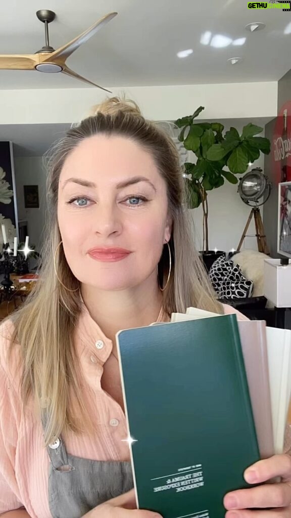 Mädchen Amick Instagram - SO excited to partner with @therapynotebooks who create mental health tools, in the form of really beautiful and easy-to-use guided notebooks based on clinical research and made by therapists. Their team just launched an ACESS FOR ALL initiative where they are offering really affordable sliding scale prices for their products. It is a wonderful initiative to help make mental health resources more affordable for people, especially those who are struggling right now. If you’re interested in sliding scale prices for these mental health tools, check out their link in bio to learn more! 🙌🏼💚👏🏼👏🏼👏🏼