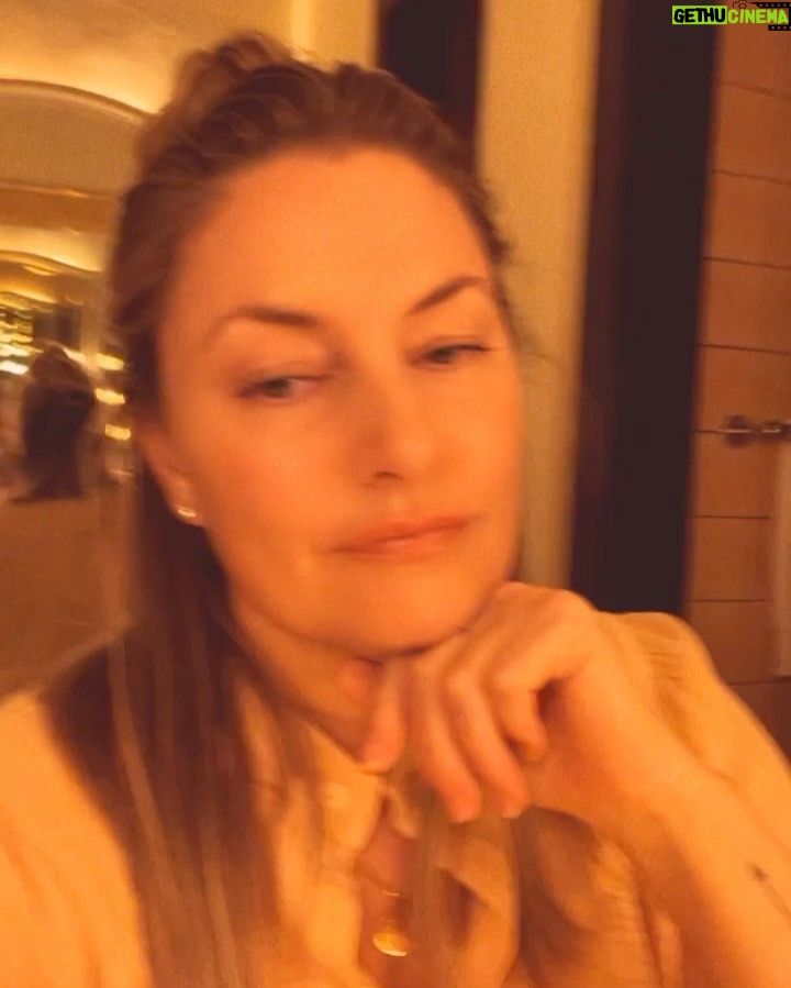 Mädchen Amick Instagram - Can’t wait to rock out with you 🤟🏼tomorrow night at @thehotelcafe with an incredible list of generous performers all to benefit our not-for-profit direct impact mental health foundation #DontMiNDMe 💚 @dontmindme @jefftimmons @dizmihok @officialrobmorrow @scottmichaelcampbell @brandonrogersla @varagianna @thebrinkofband @slyalexis @minatobis @alainabendi @thesupremeagencypr @verswire