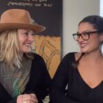 Mädchen Amick Instagram - HAPPY BIRTHDAY MAMA 🎉 as a bday gift here’s a glimpse into us trying to do anything of importance. queens of just winging it, some would say in all seriousness - though you’ve accomplished so much and changed so many lives for the better, I think this is just the beginning for you. thank you for overflowing my world with love. i hope you have the best day ❤️