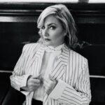 Mädchen Amick Instagram - PT 2. What I love most about @tina_turnbow and her @the.baremag is keeping it real, raw and literally BARE! Showing men and women in their natural beauty no matter what sexy age. • photog/makeup: @tina_turnbow using @ogee • hair: @xaviervelasquez • editor/digital cover: @oliviaprimehimes • vintage clothing: @curethrift • captain: @kellifarwell of @moveablefeastny #linkinbio #covergirl #thebaremag #1930s #mathewrhys #brooklynharbor #nyc