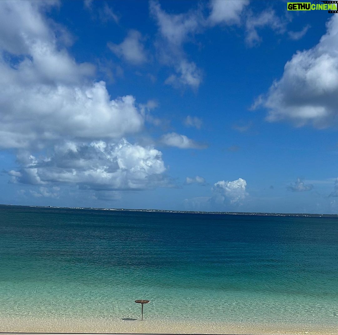 Mélanie Da Cruz Instagram - View from @ltc_hotelsxm 💙 Miss this place 😭 La Plage LTC