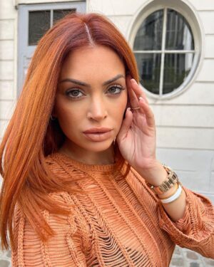Mélanie Da Cruz Instagram - Call me Ariel🧜‍♀️ 
Thank you my love @kenzo_hairstylist 🔥