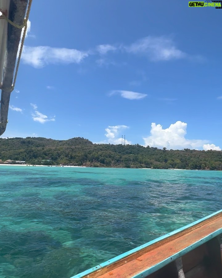 Mélanie Da Cruz Instagram - Take me back 💙 🐠 Thailand