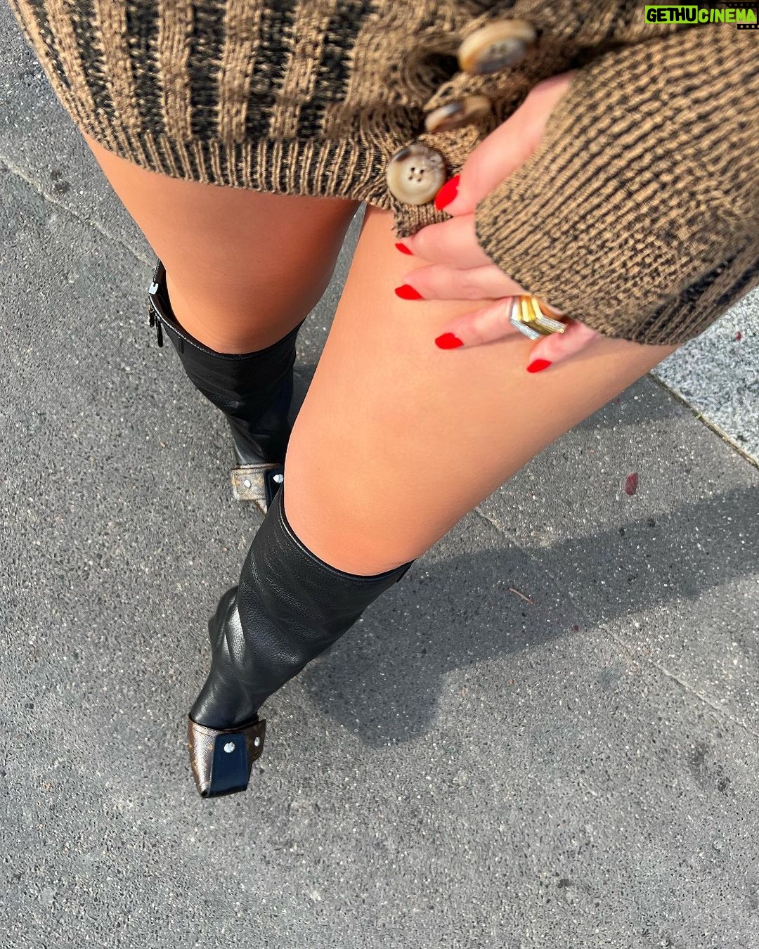 Mélanie Da Cruz Instagram - Détails🔺 France