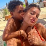 Mélanie Da Cruz Instagram - Mon petit 🦀 Amourette Plage