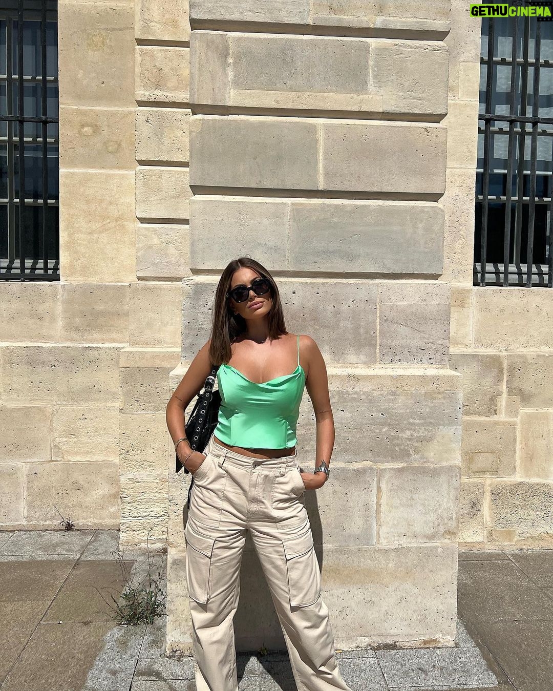 M茅lanie Da Cruz Instagram - Paris 馃嚝馃嚪馃搷 Place Vend么me