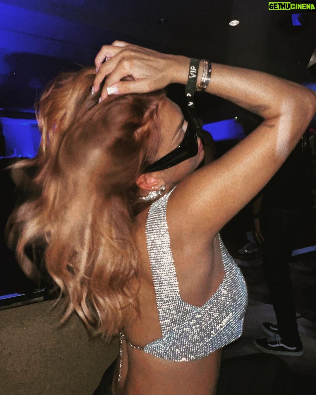 Mélanie Da Cruz Instagram - About Last night UFC AFTER SHOW🔥 Paris, France