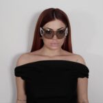 Mélanie Da Cruz Instagram - 00’s mood 🪩 on peut parler de ces lunettes ?