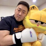 Ma Dong-seok Instagram - 졸린거아님. Nope, not sleepy.