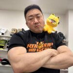 Ma Dong-seok Instagram - 졸린거아님. Nope, not sleepy.