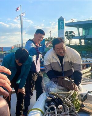 Ma Dong-seok Instagram - 오늘 개봉! #범죄도시3