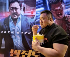 Ma Dong-seok Instagram - 저도 #범죄도시2 보러 왔습니다.
팝콘 이거 라지사이즈 맞죠? 
...Is this really a large bucket of popcorn? #TheRoundup