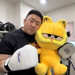 Ma Dong-seok Instagram - 졸린거아님. Nope, not sleepy.
