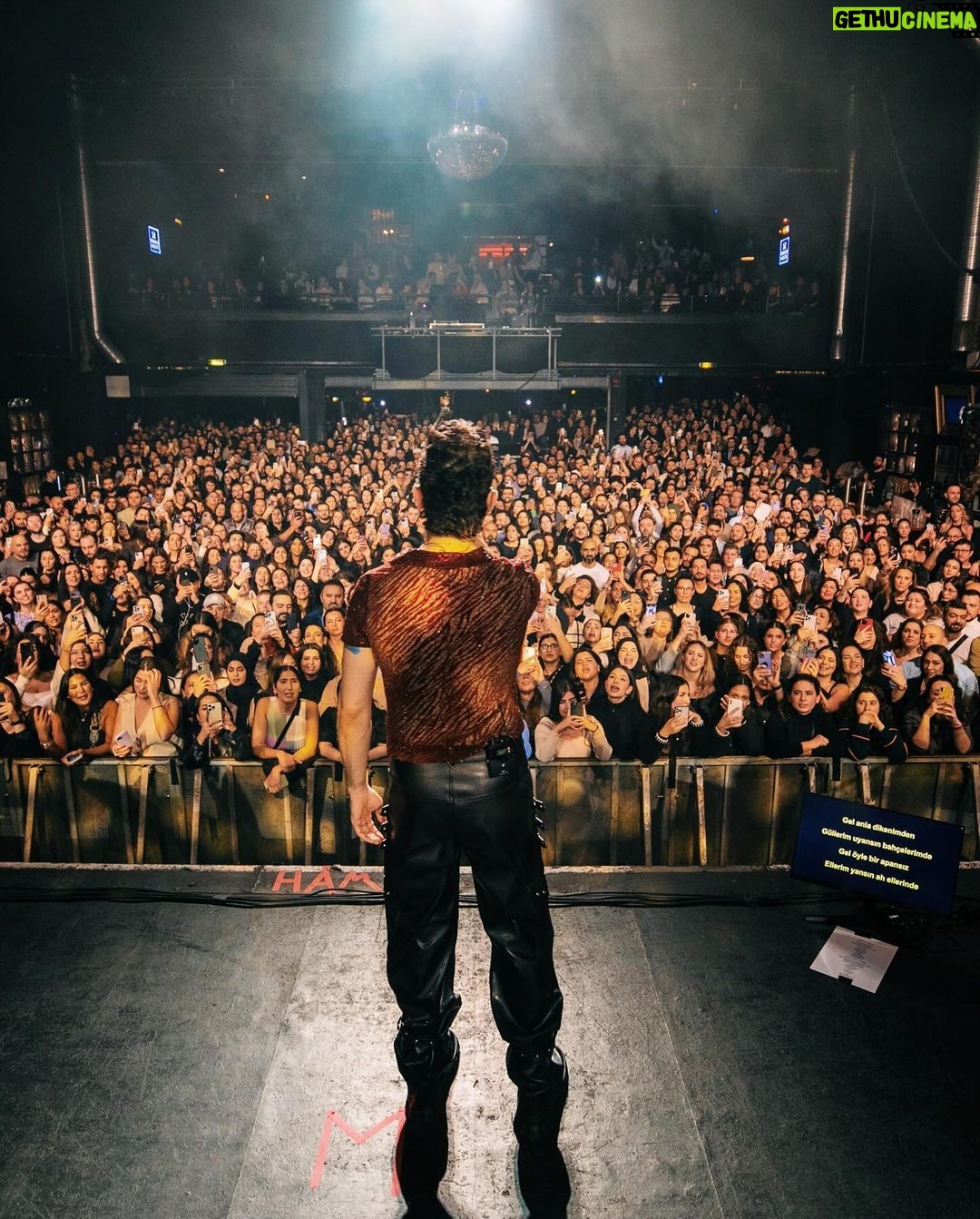 Mabel Matiz Instagram - Hamburg’da yılın son konserinde yaşananları hatırlayanları yorumlara bekliyorum. ❤️✨📸: @sarpdokmeci