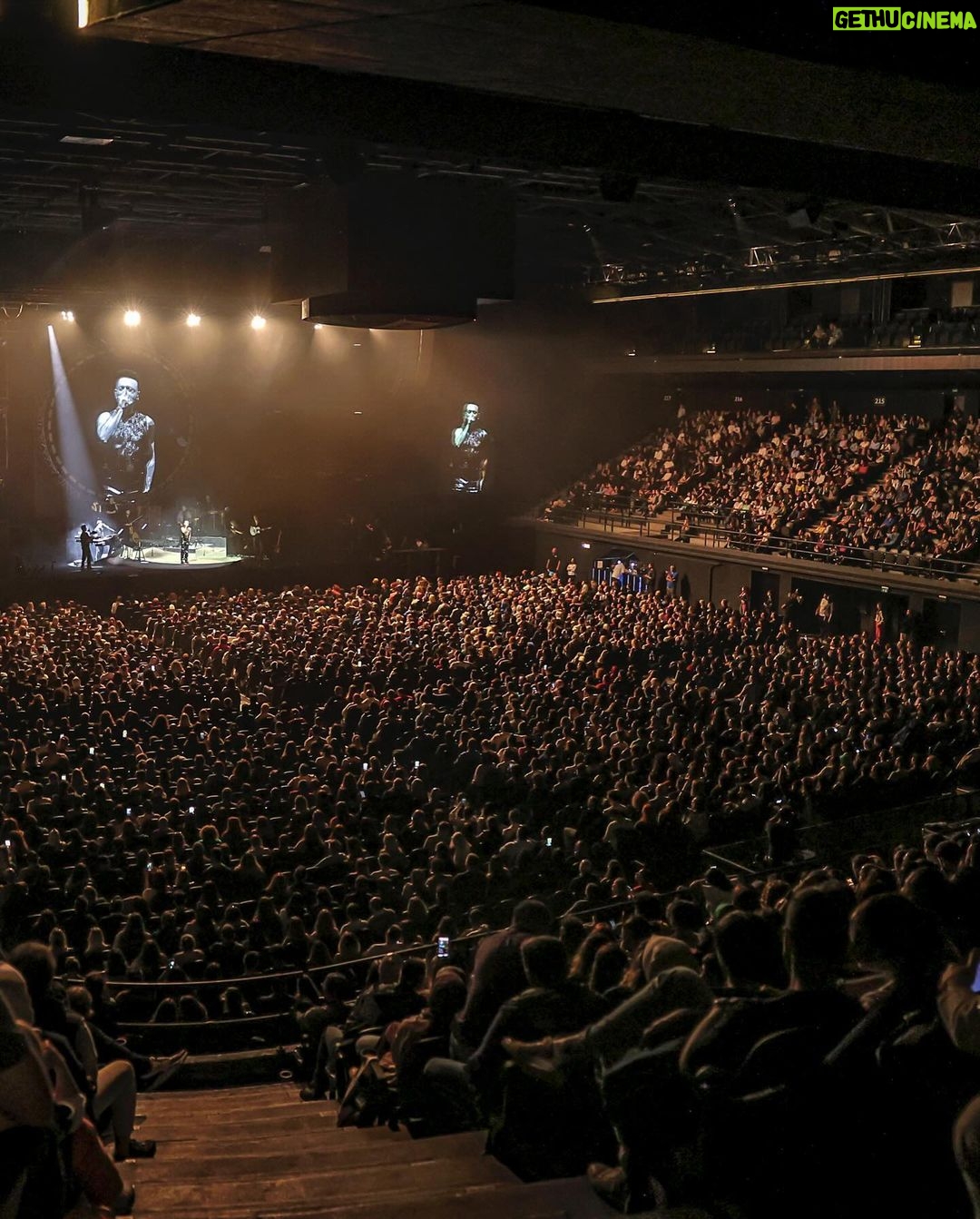Mabel Matiz Instagram - Kendinden geçiren konserler vardır. 03.11.23 🤩❤️🕊️ @vwarena Volkswagen Arena Istanbul