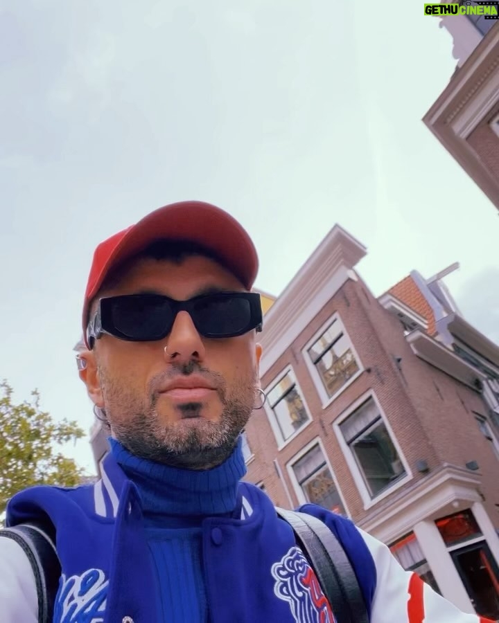Mabel Matiz Instagram - Mini Amsterdam dump, uzun zamandır görülmeyen dostlar, spontan piknik ruhu ve gözümdeki geçmek bilmeyen o arpacık.. 🍃