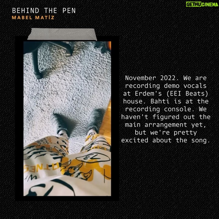 Mabel Matiz Instagram - #BehindThePen is back with a private look at the creation of @mabelmatiz latest album “Fatih" 🌹✨💚 #BehindThePen @mabelmatiz'in yeni albümü ''Fatih''in yaratılışına özel bir bakış ile sizlerle. 🌹✨💚