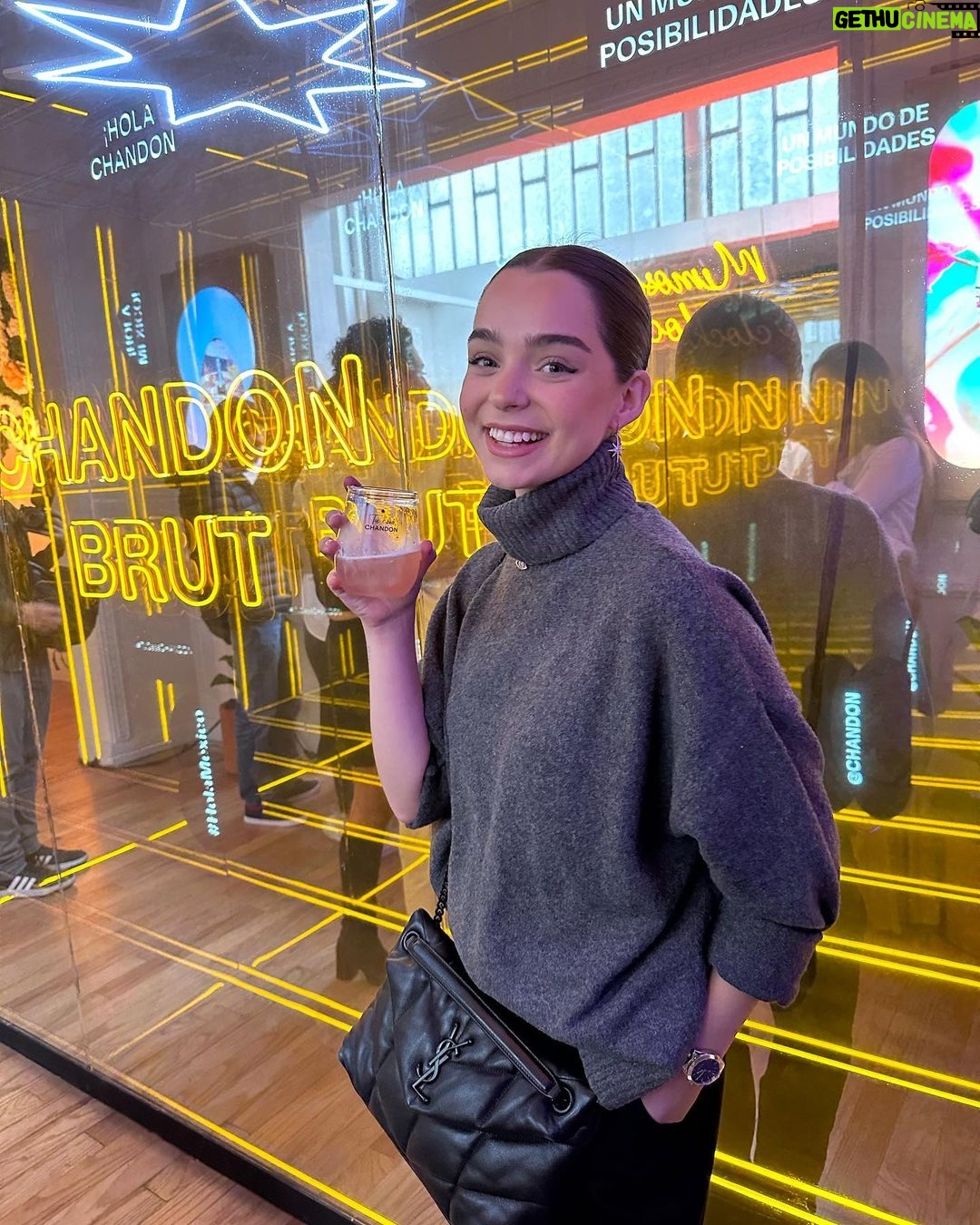 Macarena García Instagram - Bubbles 🫧 🥂