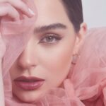 Macarena García Instagram - Mi aliado favorito para lograr hasta 16 horas de un color de impacto 😍😍 Vinyl Ink de @maybelline ahora con 10 tonos nudes nuevos e increíbles. ¿Ya los probaron? #maybelline #vinylinknudes