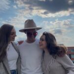 Macarena García Instagram - Feliz cumpleaños al mejor hermano del mundo, gracias por cuidarnos, amarnos y siempre sacarnos una sonrisa 🤍 te admiro y amo mucho