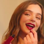 Macarena García Instagram – ¡Celebremos el amor duradero! Soy la más feliz de ser
parte de esta campaña llena de amor con mi familia Maybelline.
#UnBesoQueDuraUnBesoMaybelline @maybelline