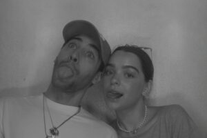 Macarena García Instagram - 4 años a tu lado ❤️ 
Te amo.