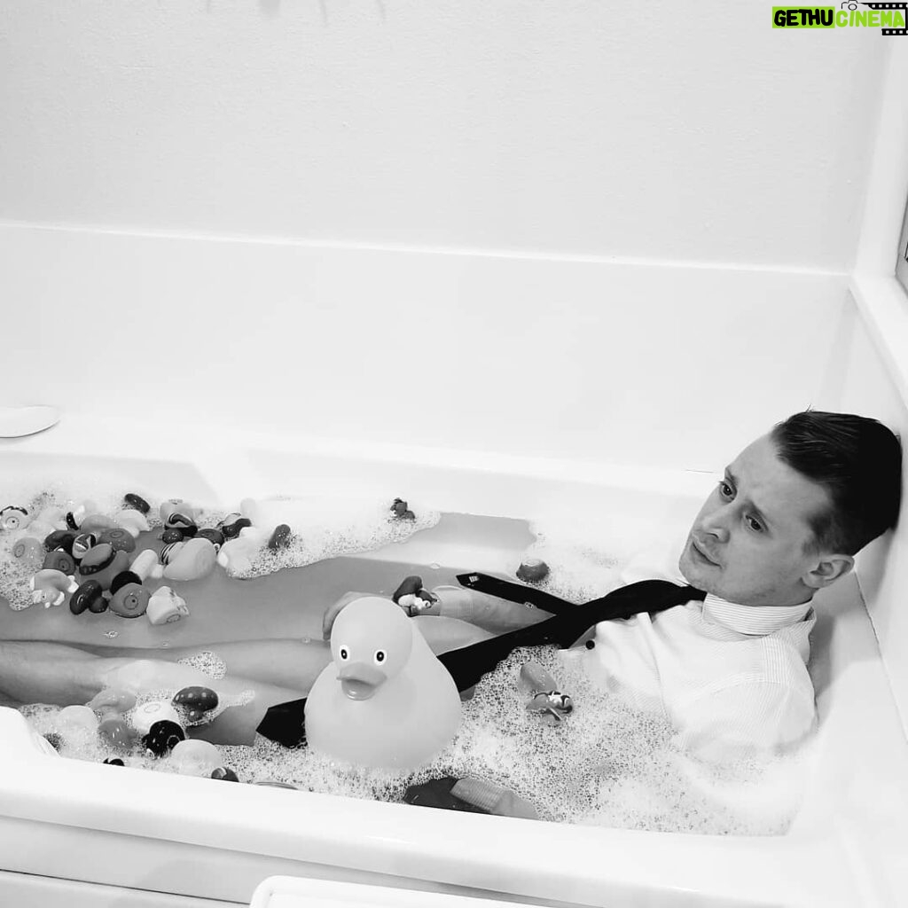 Macaulay Culkin Instagram - Things I'm doing instead of hosting the #Oscars 5. Bathing