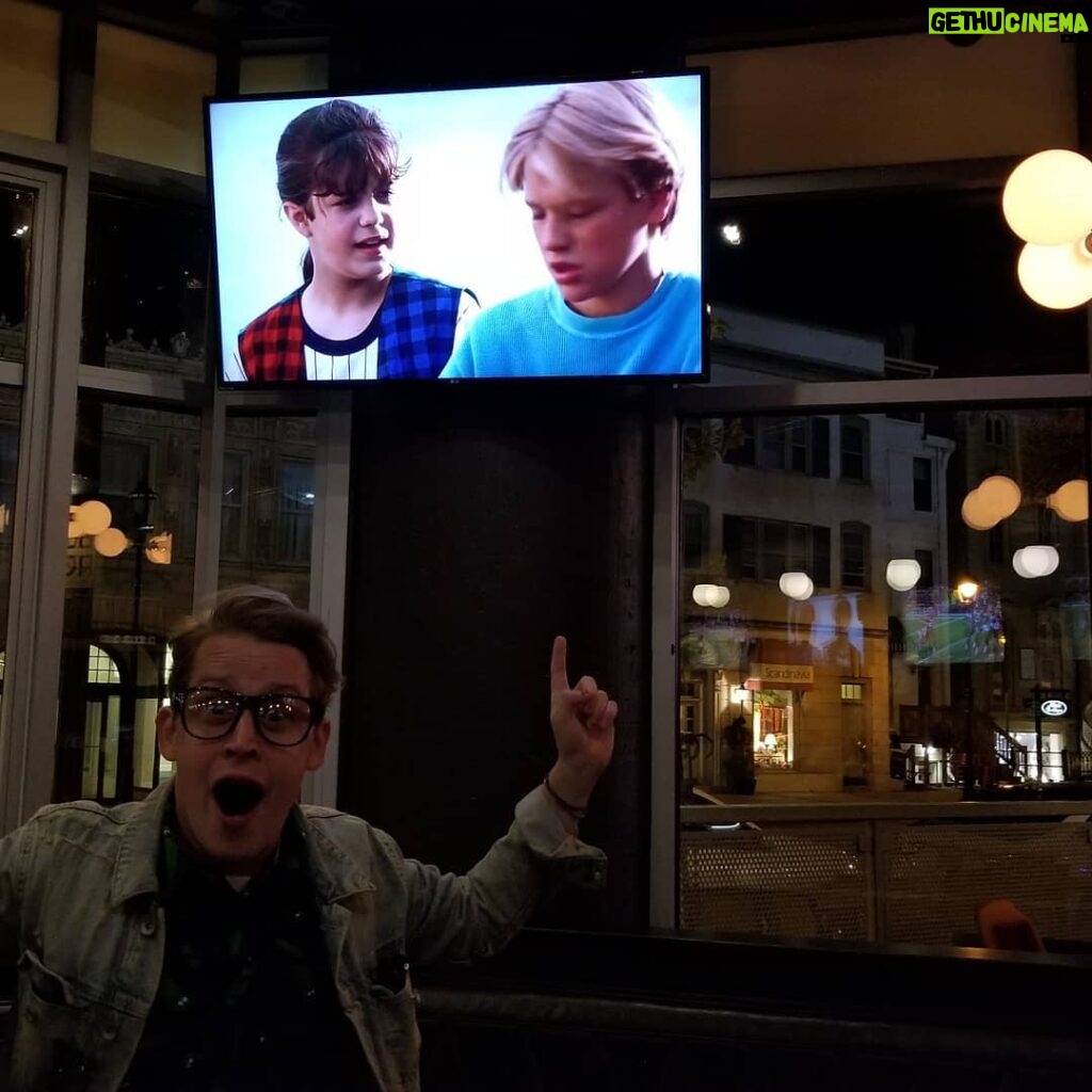 Macaulay Culkin Instagram - Devon Sawa is on this TV in a bar in Milwaukee! After this they played the movie Mighty Ducks. TV in Milwaukee is great!