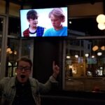 Macaulay Culkin Instagram – Devon Sawa is on this TV in a bar in Milwaukee! After this they played the movie Mighty Ducks. TV in Milwaukee is great!