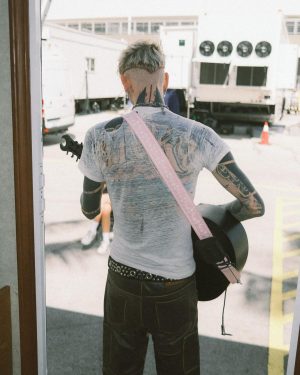Machine Gun Kelly Instagram - in 09' i got my first music check for $45 after we drove to harlem from cleveland and i won Amateur Night at The Apollo. first rapper to ever do it. never cashed the check, i framed it. 

📸 @samcahill