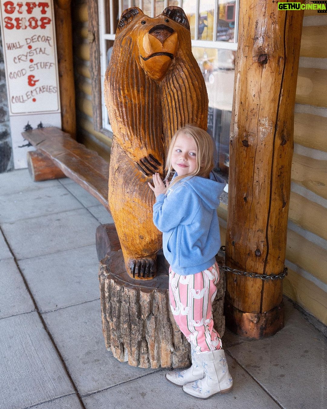 Macklemore Instagram - After talking about it forever… we finally bought an RV. First family voyage to Yellowstone. Photo dump 1 🚐❤️