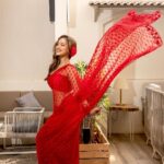 Madalsa Sharma Instagram - Sari side up❤️ 📸 @artographybysagar . . . . #red #ootd #madalsasharma #kavya #picoftheday #postoftheday #instadaily #instapic #instagood #instamood #mood #love #actorslife