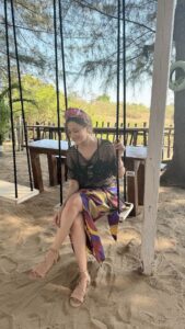 Madalsa Sharma Instagram - We know whats best for us🤪😋Right ladies?! . . . . #reels #reelsinstagram #madalsasharma #kavya #videooftheday #instadaily #instavideo #instagood #instamood #mood #trending #trendingreels #reelitfeelit #reelkarofeelkaro #reeloftheday #reelit #love #actorslife