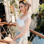 Madalsa Sharma Instagram - Living life like it’s golden✨ . . . . #reels #reelsinstagram #madalsasharma #kavya #videooftheday #instadaily #instavideo #instagood #instamood #mood #trending #trendingreels #reelitfeelit #reelkarofeelkaro #reeloftheday #reelit #love #actorslife