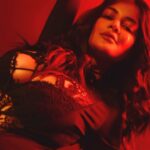 Madhumita Sarcar Instagram - Kissing your fate like trouble 🖤