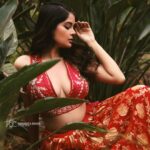 Madhumita Sarcar Instagram - ❤️ . . Lehenga @sujatam_premium_weaves MUA @baban.islam.54