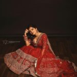 Madhumita Sarcar Instagram - ❤️🚫 Wearing @sujatam_premium_weaves @horeayan @tathagataghosh @chakrabortybony
