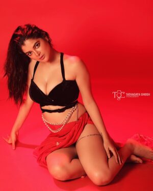 Madhumita Sarcar Instagram - 🚫❤️